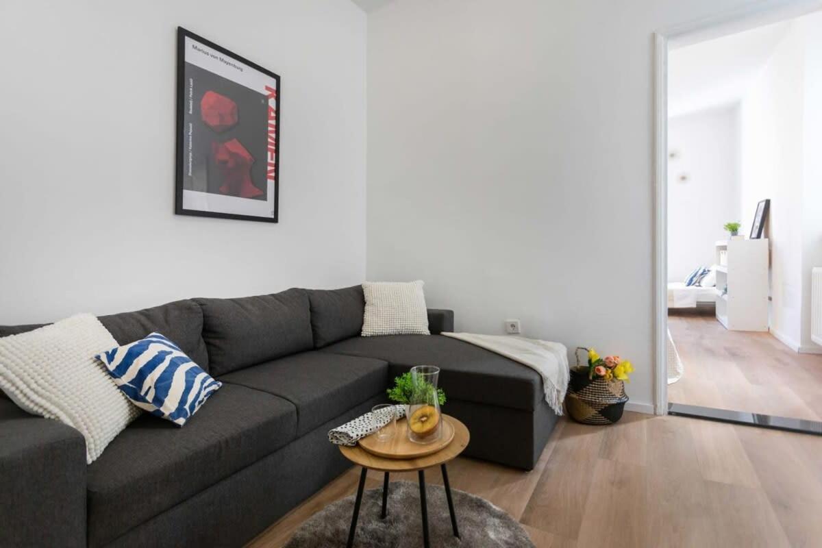 Niko And Sofia'S Apartment Urban Stay ซาเกร็บ ภายนอก รูปภาพ