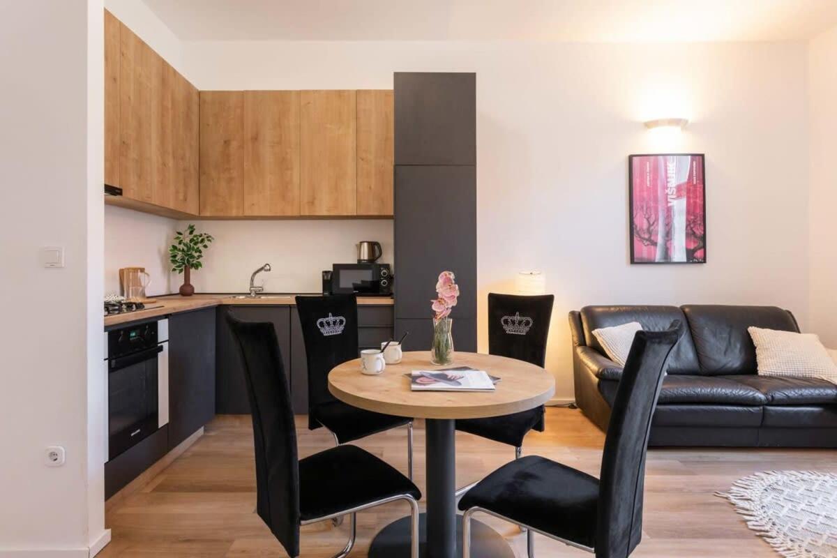 Niko And Sofia'S Apartment Urban Stay ซาเกร็บ ภายนอก รูปภาพ